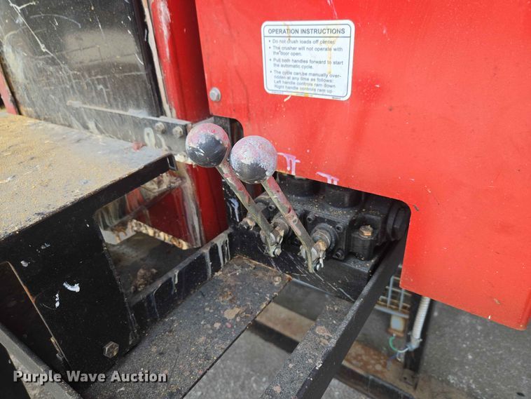 image for item FB8837 Teemark SUPER6-PM paint can crusher