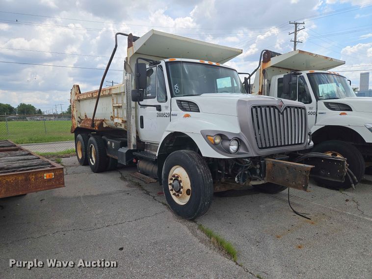 image for item FB8843 2009 International 7400 dump truck
