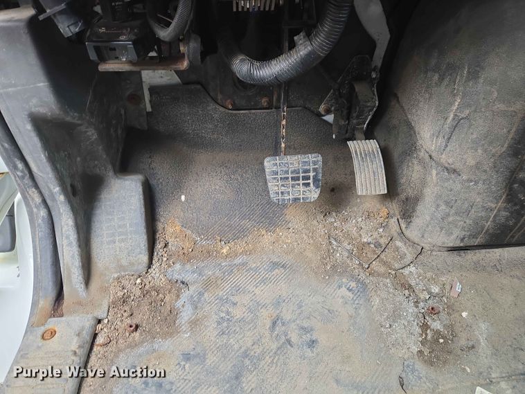 image for item FB8843 2009 International 7400 dump truck