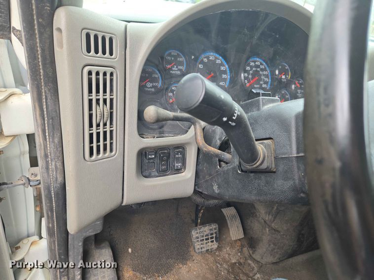 image for item FB8843 2009 International 7400 dump truck