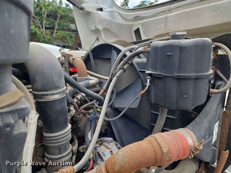 image for item FB8843 2009 International 7400 dump truck