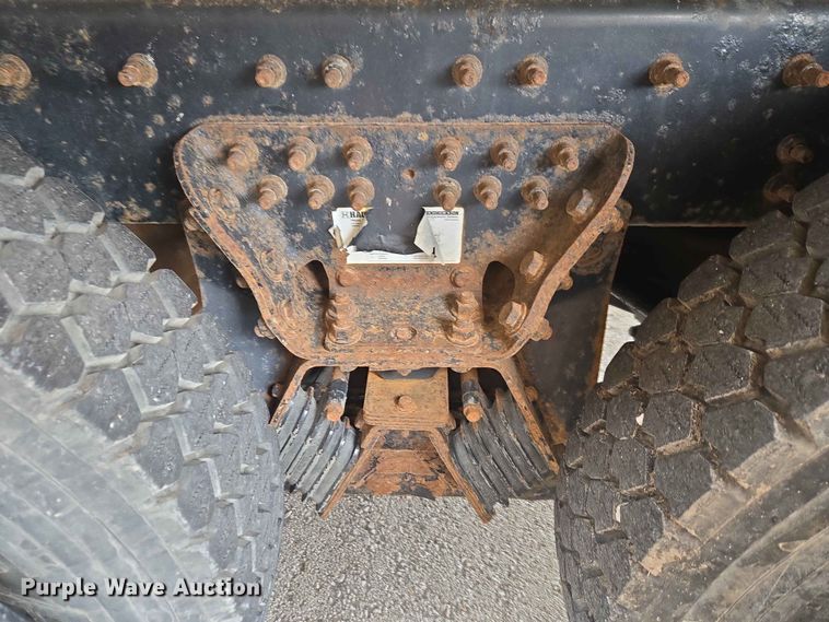 image for item FB8843 2009 International 7400 dump truck