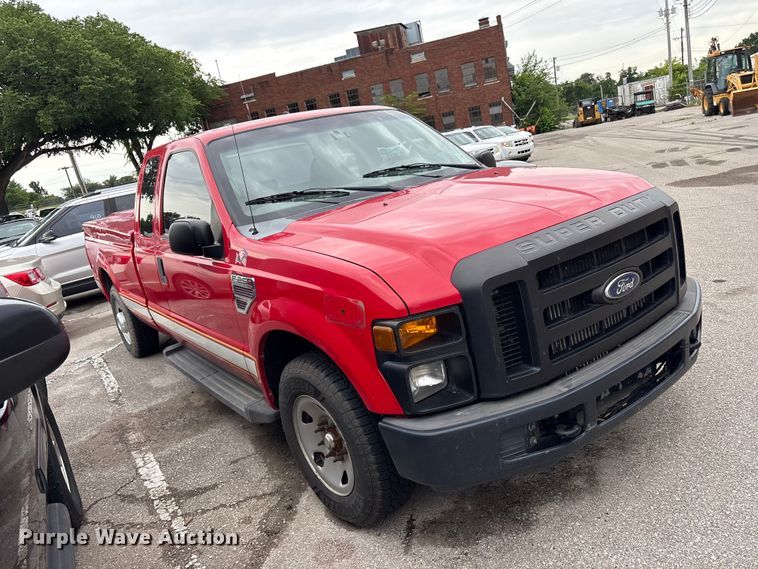 image for item FB8844 2008 Ford F250 Super Duty XL Ext. Cab pickup truck