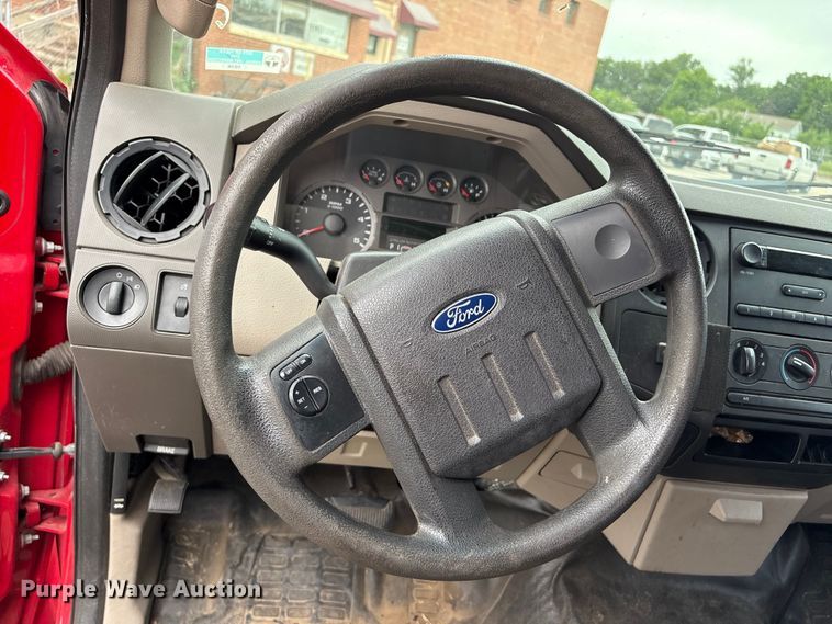image for item FB8844 2008 Ford F250 Super Duty XL Ext. Cab pickup truck
