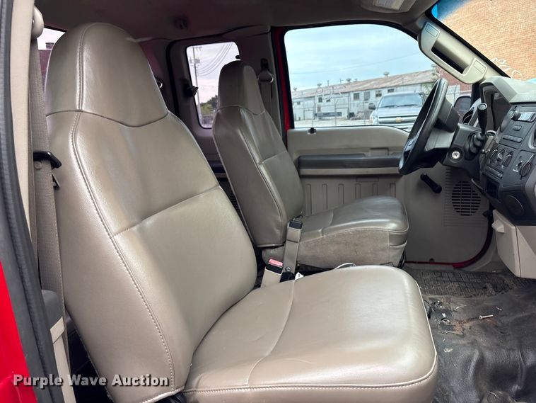 image for item FB8844 2008 Ford F250 Super Duty XL Ext. Cab pickup truck