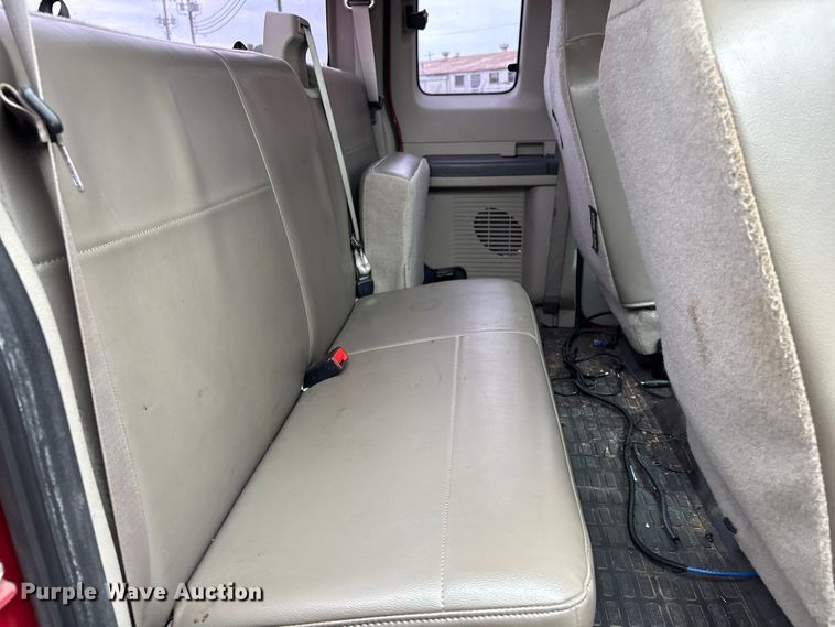image for item FB8844 2008 Ford F250 Super Duty XL Ext. Cab pickup truck