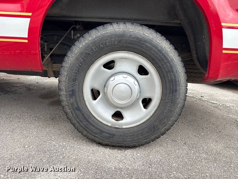 image for item FB8844 2008 Ford F250 Super Duty XL Ext. Cab pickup truck