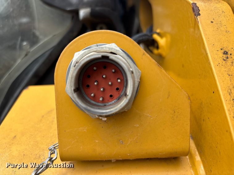 image for item FB8845 2014 Caterpillar 289D tracked skid steer loader