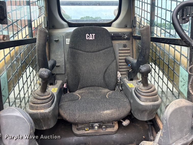 image for item FB8845 2014 Caterpillar 289D tracked skid steer loader