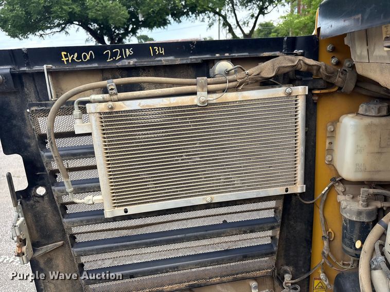 image for item FB8845 2014 Caterpillar 289D tracked skid steer loader
