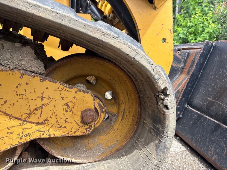 image for item FB8845 2014 Caterpillar 289D tracked skid steer loader