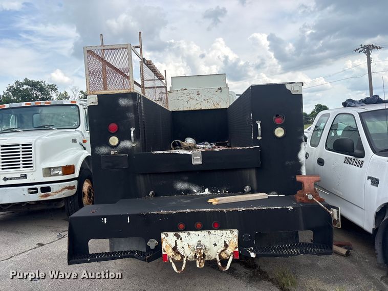 image for item FB8846 2010 International 4400 utility / service truck