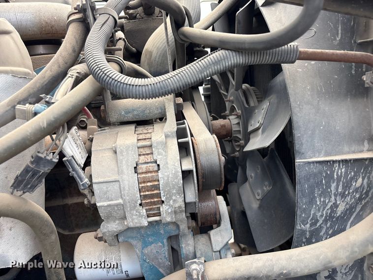 image for item FB8847 1997 International 4900 dump truck