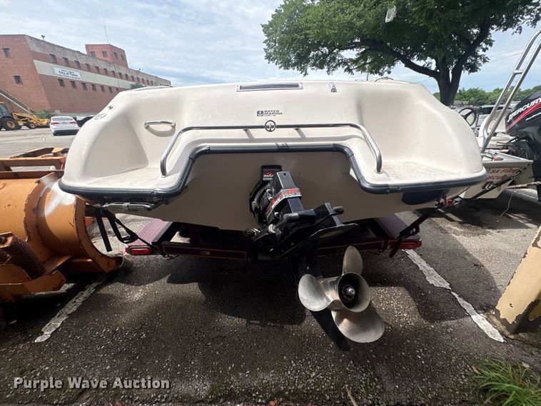 image for item FB8848 1995 CrownLine boat