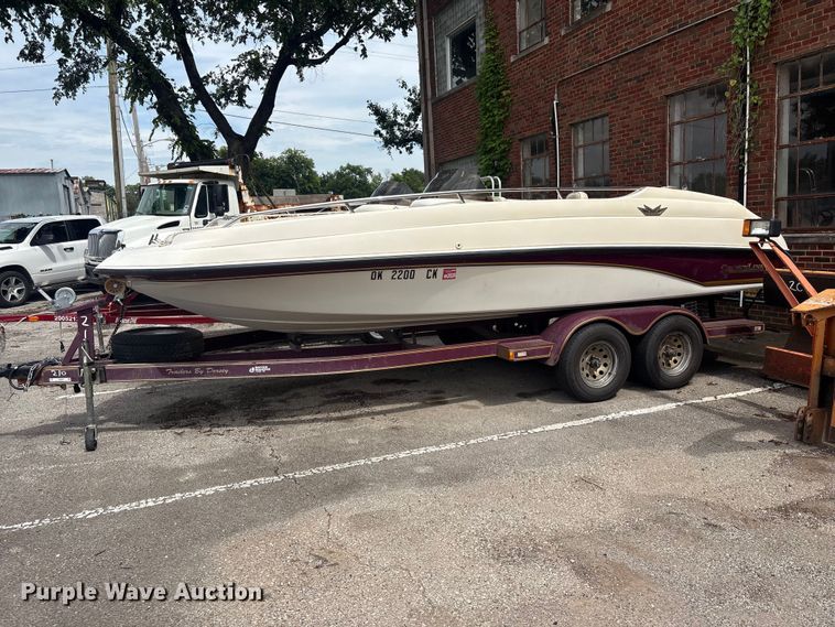 image for item FB8848 1995 CrownLine boat