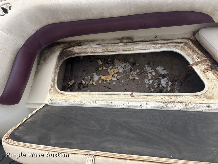 image for item FB8848 1995 CrownLine boat