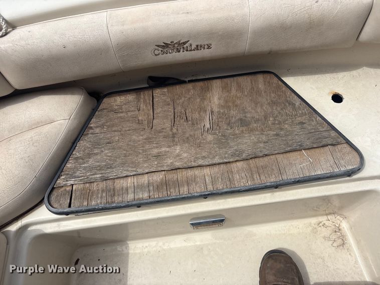 image for item FB8848 1995 CrownLine boat