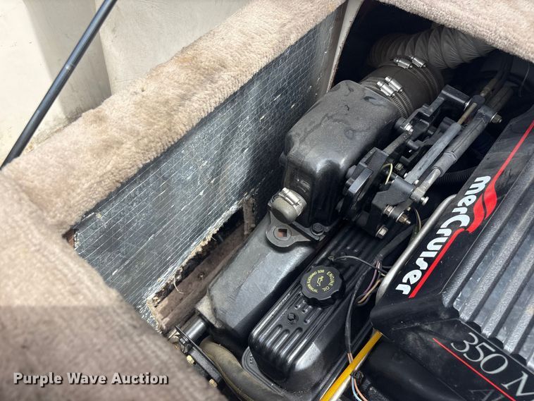 image for item FB8848 1995 CrownLine boat