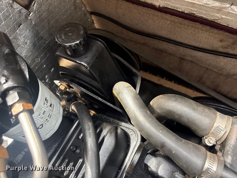 image for item FB8848 1995 CrownLine boat