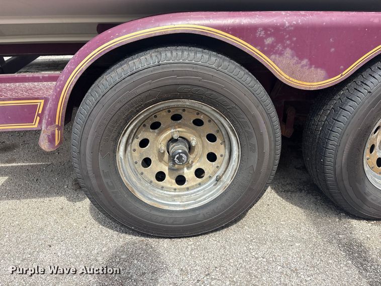 image for item FB8848 1995 CrownLine boat