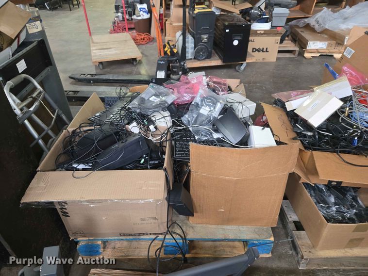 image for item FB8850 Computer equipment
