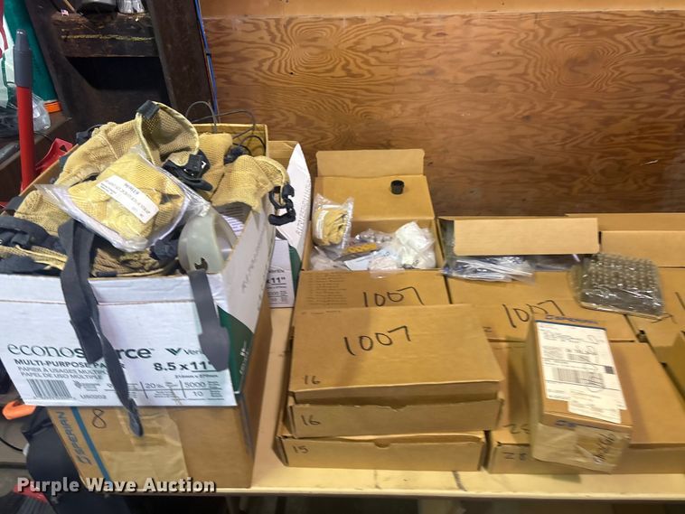 image for item FB8852 SCBA equipment