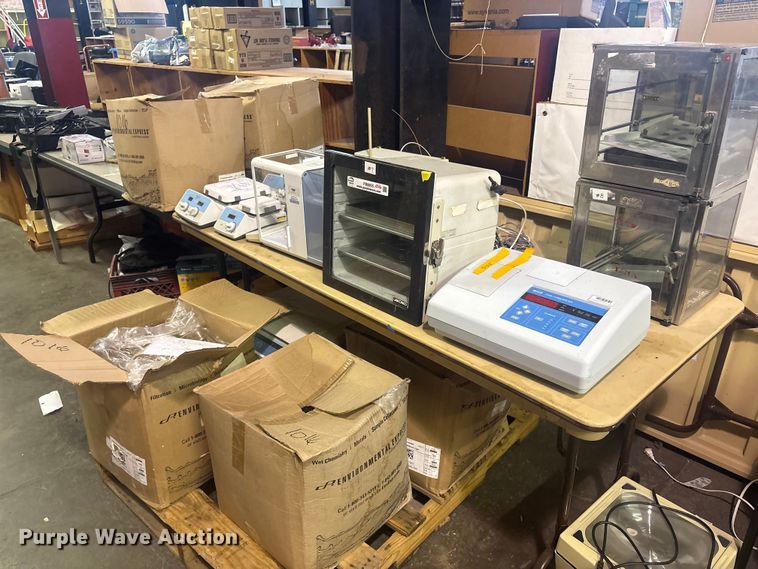 image for item FB8855 Lab equipment