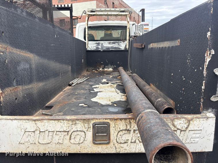 image for item FB8856 2011 International 7400 utility / service truck