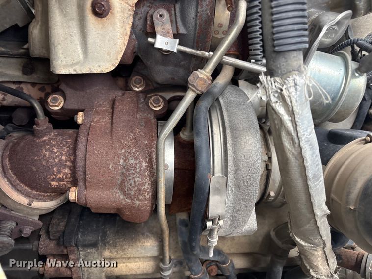 image for item FB8856 2011 International 7400 utility / service truck
