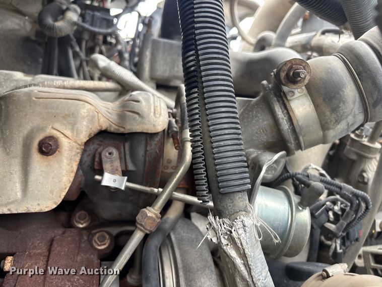 image for item FB8856 2011 International 7400 utility / service truck