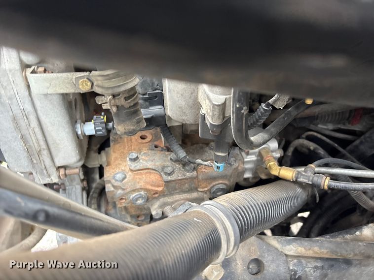 image for item FB8856 2011 International 7400 utility / service truck