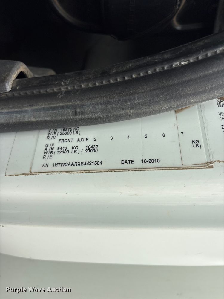 image for item FB8856 2011 International 7400 utility / service truck