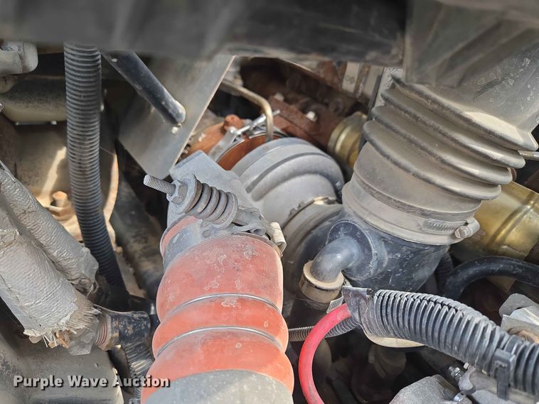 image for item FB8857 2009 International 4400 utility / service truck