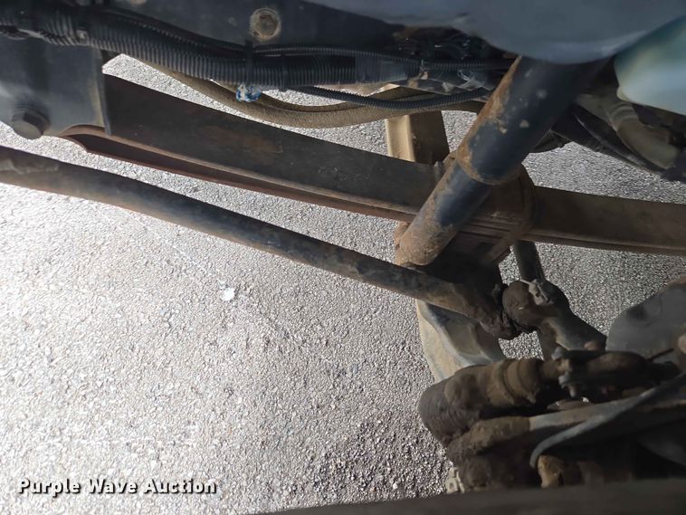 image for item FB8857 2009 International 4400 utility / service truck