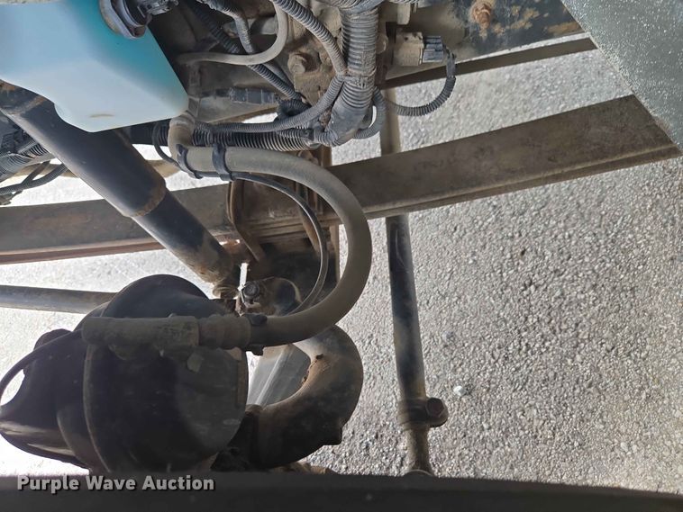 image for item FB8857 2009 International 4400 utility / service truck