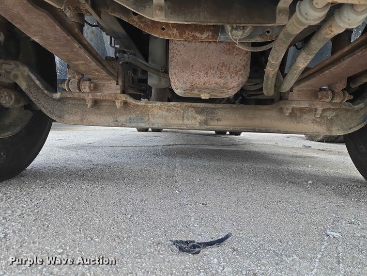 image for item FB8857 2009 International 4400 utility / service truck
