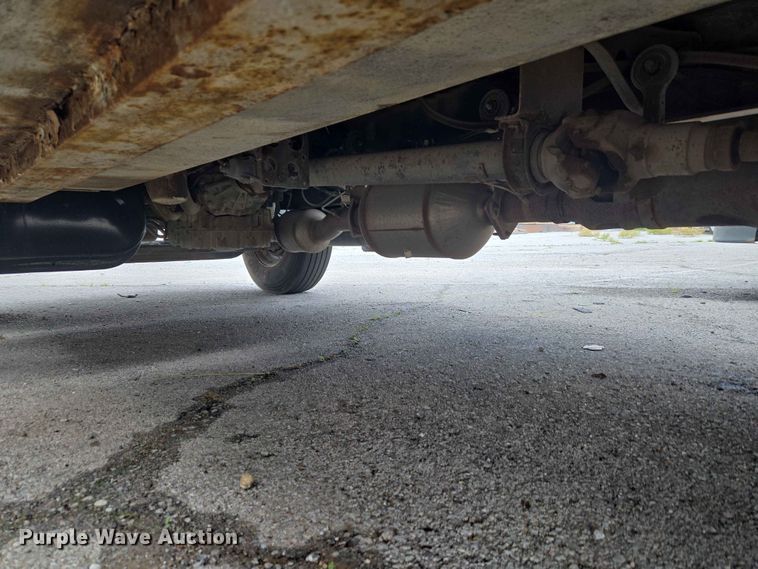 image for item FB8857 2009 International 4400 utility / service truck