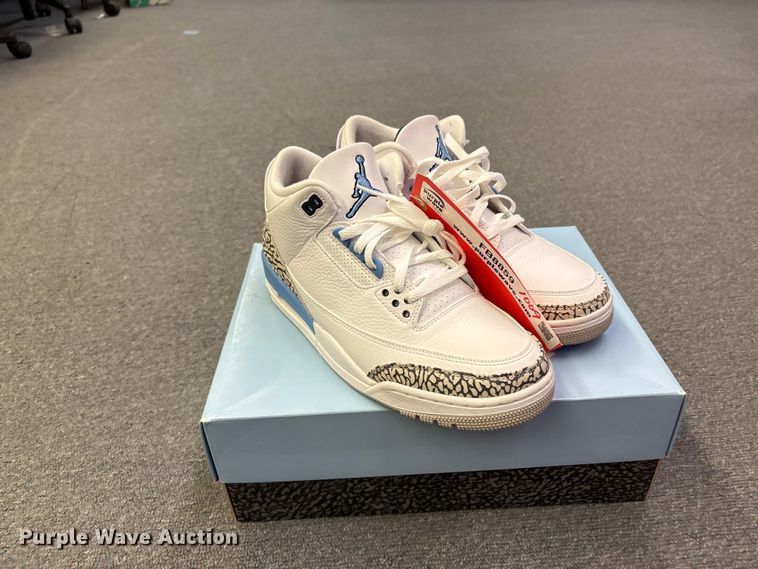 image for item FB8859 Air Jordan Retro 3 shoes