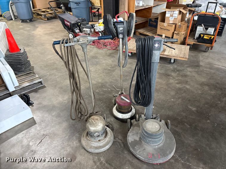 image for item FB8863 (3) floor buffers