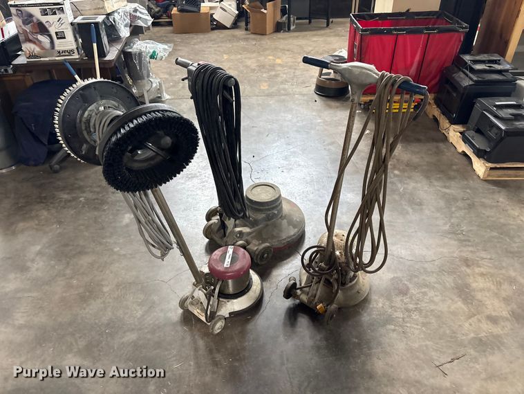 image for item FB8863 (3) floor buffers