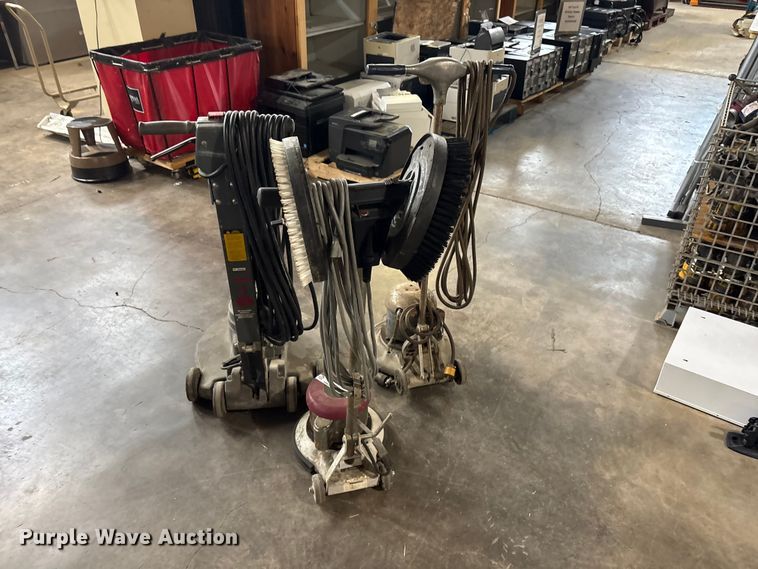 image for item FB8863 (3) floor buffers