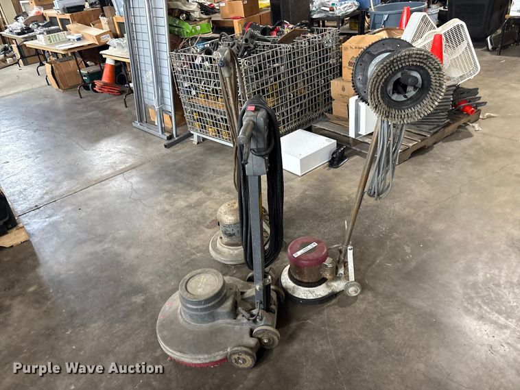image for item FB8863 (3) floor buffers