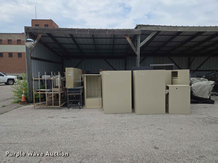 image for item FB8865 Office furniture