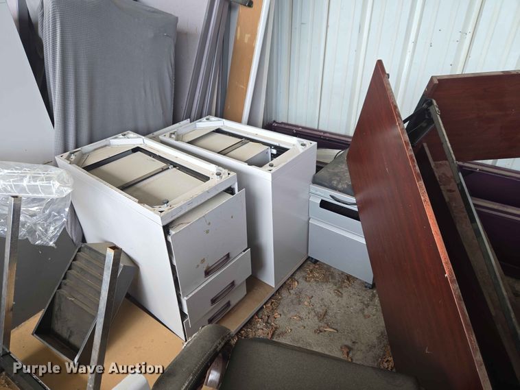 image for item FB8865 Office furniture