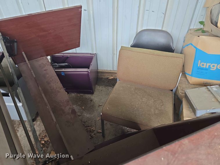 image for item FB8865 Office furniture