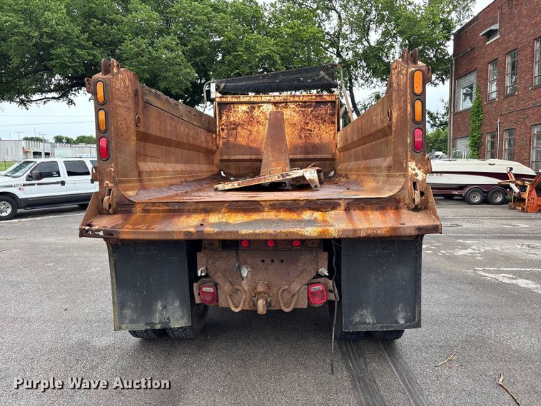 image for item FB8868 2011 International 7400 dump truck