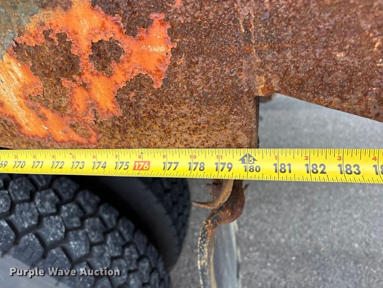 image for item FB8868 2011 International 7400 dump truck