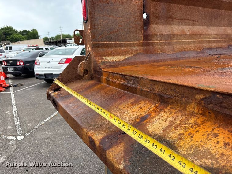 image for item FB8868 2011 International 7400 dump truck