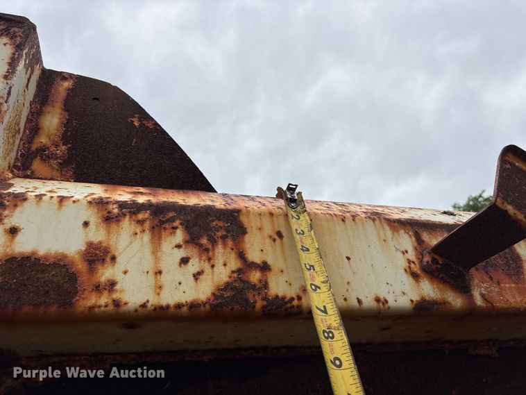 image for item FB8868 2011 International 7400 dump truck