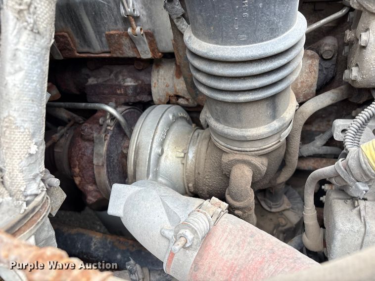 image for item FB8868 2011 International 7400 dump truck